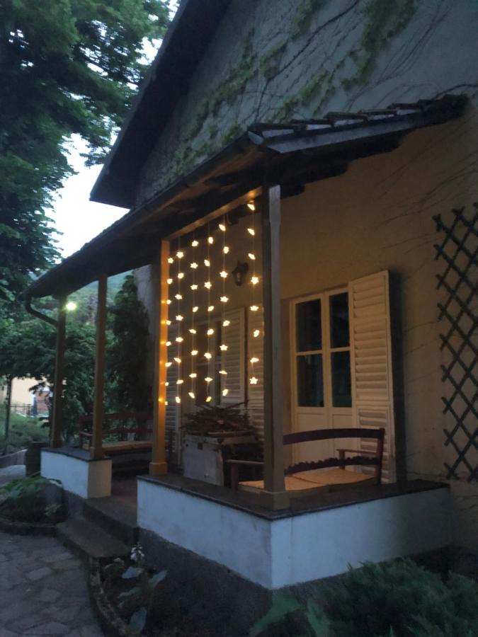 A O Soa B&B Savignone Eksteriør billede